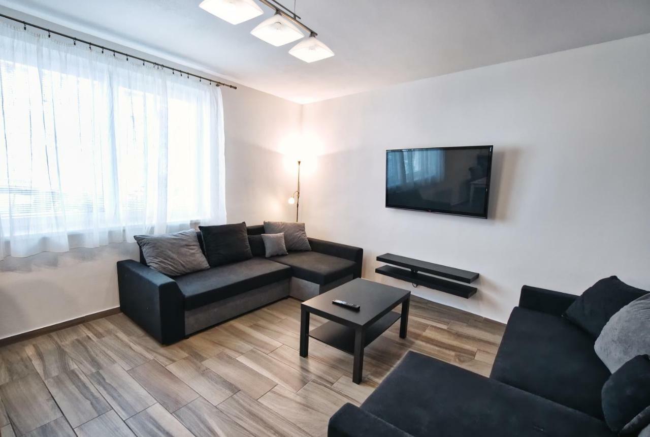 Penzion Kratochvíl Dolní Dunajovice Exterior foto